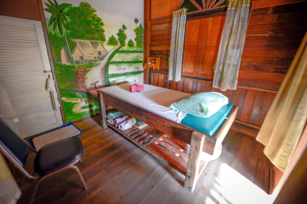 Mrk Resort & Massage Lopburi Kültér fotó