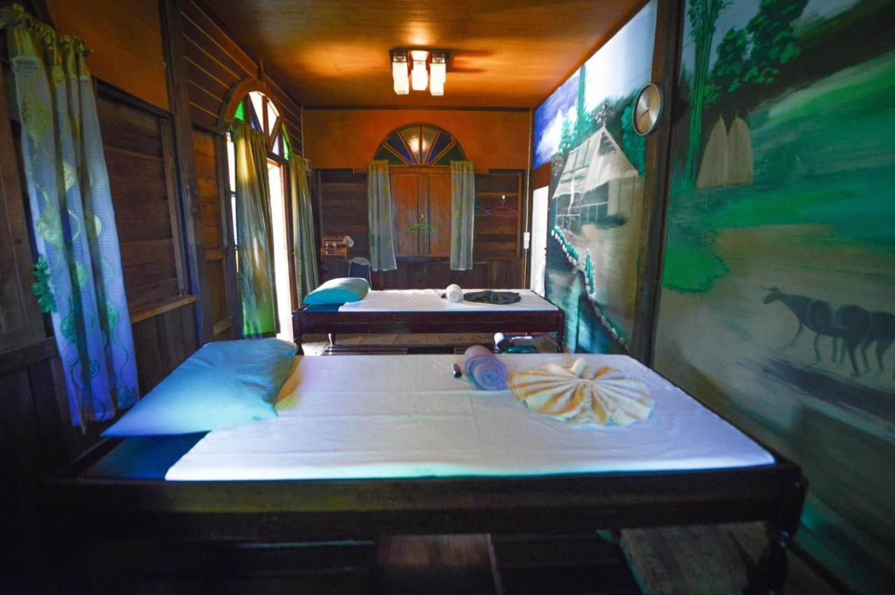 Mrk Resort & Massage Lopburi Kültér fotó