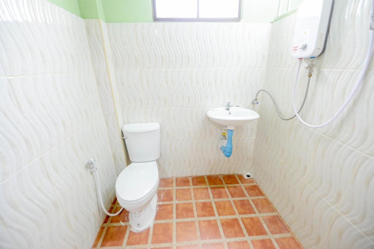 Mrk Resort & Massage Lopburi Kültér fotó