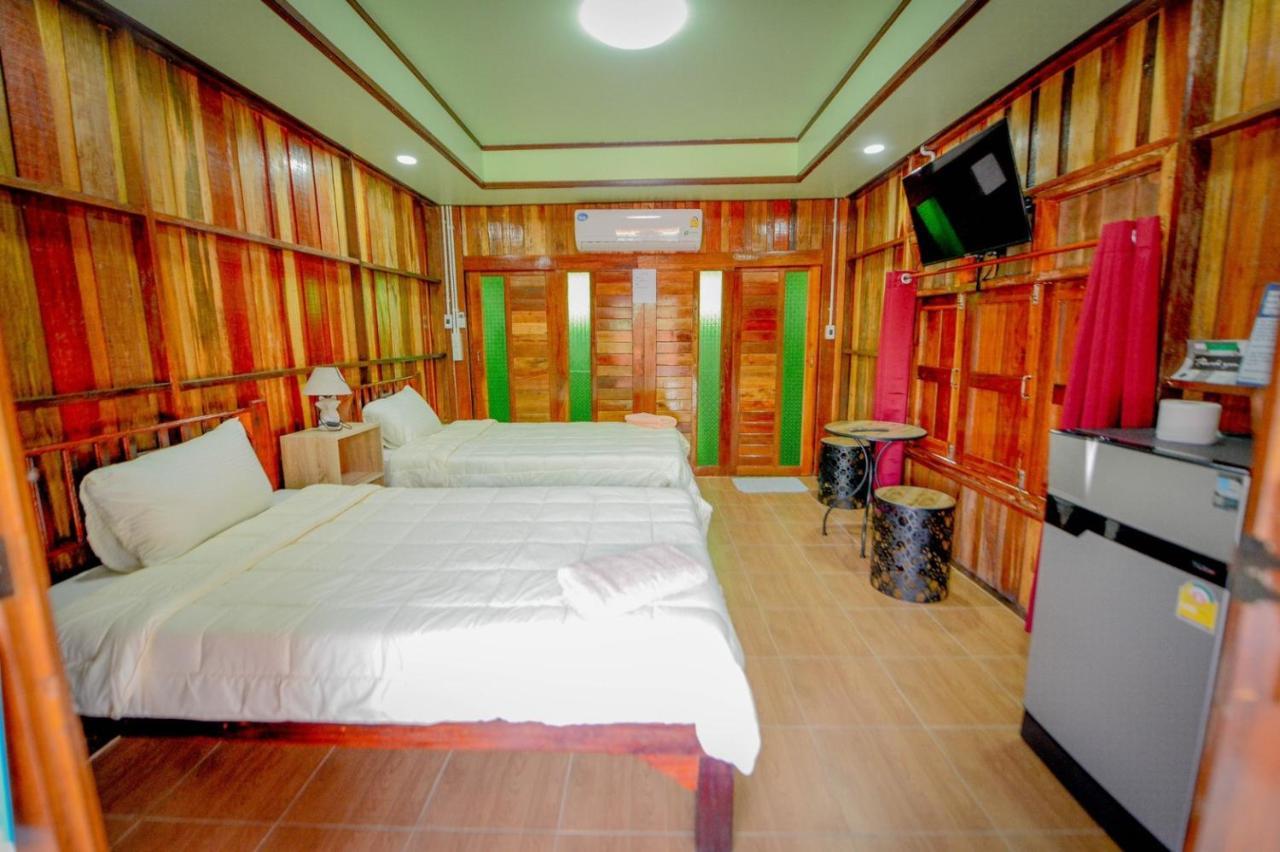 Mrk Resort & Massage Lopburi Kültér fotó