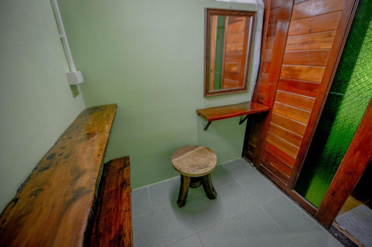 Mrk Resort & Massage Lopburi Kültér fotó