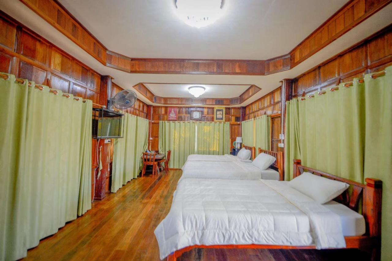 Mrk Resort & Massage Lopburi Kültér fotó